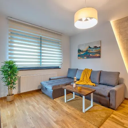 アパート Topaz Imperial ズラティボール